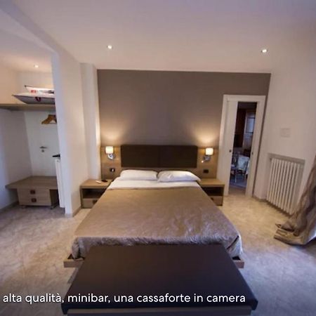 Dolcevita Rooms 阿尔玛·迪·塔吉亚 外观 照片