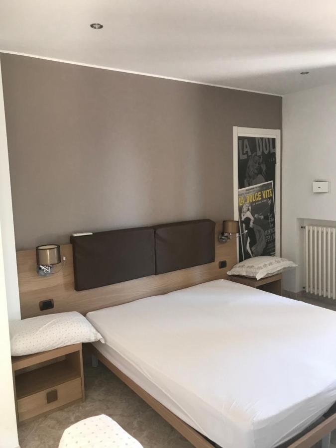 Dolcevita Rooms 阿尔玛·迪·塔吉亚 外观 照片